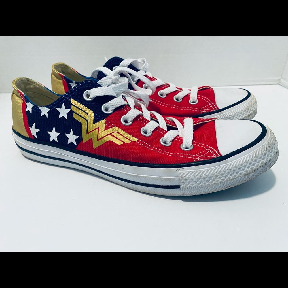 RARE Converse All Star Chuck Taylor Wonder Woman Shoes Sneakers Women 9 Mens 7